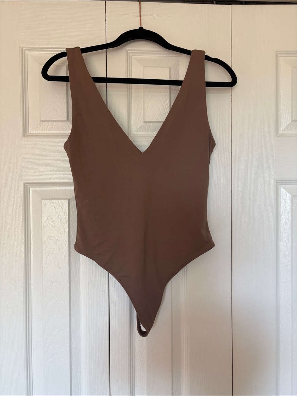 Babaton Contour V-neck Brown Bodysuit